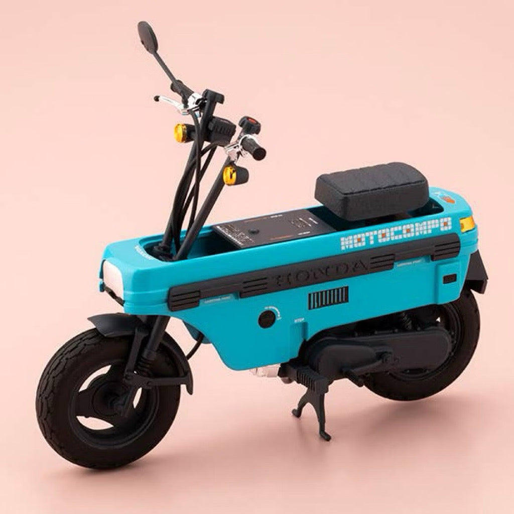 Kotobukiya KP836 Megami Device Buster Doll Knight Alice with Honda AB12 Motocompo