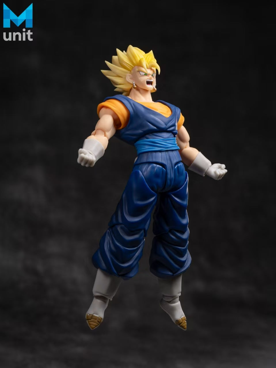 MP Studio (M-Unit): Dragon Ball Z – Super Vegito