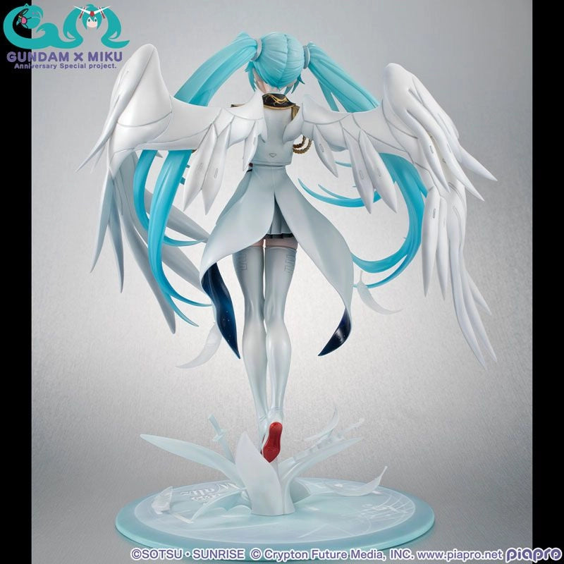 Megahouse Mobile Suit Gundam 45th Anniversary x Hatsune Miku Hatsune Miku x Wing Gundam Zero EW