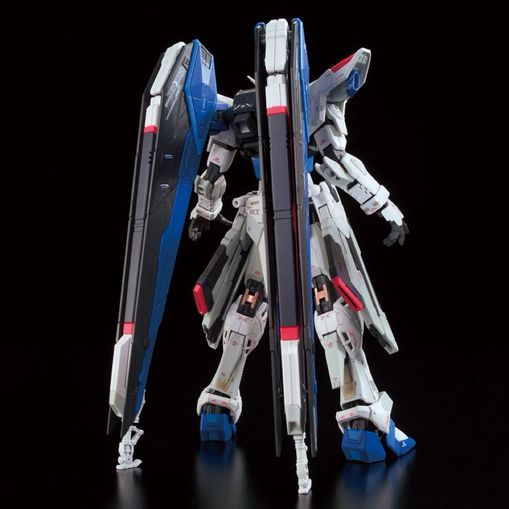 Bandai Hobby: RG (Real Grade) 1/144 ZGMF-X10A Freedom Gundam (Ver. GCP)
