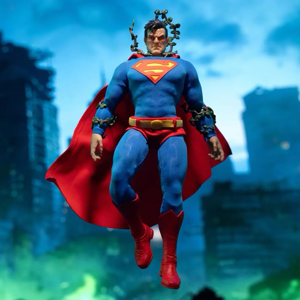 Gong DC Batman Hush Superman 1/12 Collectible Action Figure